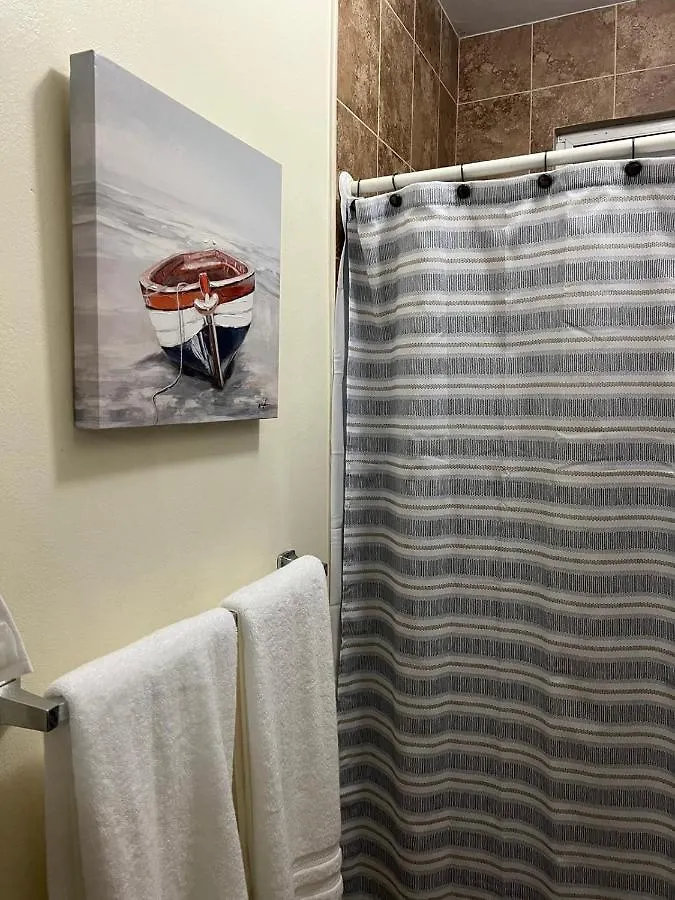 Casa Maria 2Br Apt With Terrace Levittown Appartamento