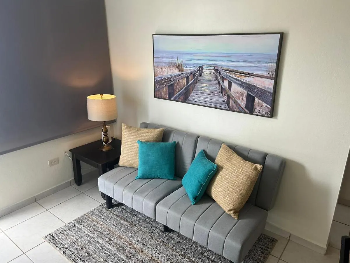 Casa Maria 2Br Apt With Terrace Levittown Appartamento