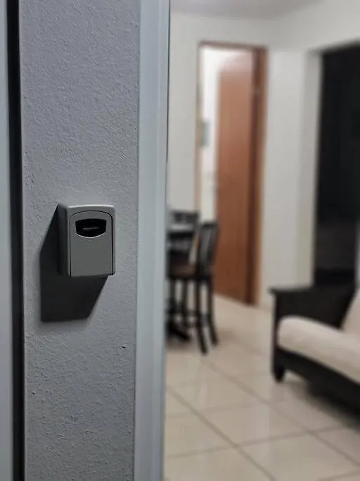 Casa Maria 2Br Apt With Terrace ليفيتاون 0*,